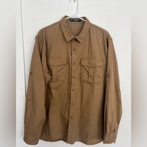 Outdoor cotton NWOT men’s shirt.